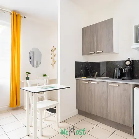 2 Pieces Avec Terrasse Exterieure Proche Lille *